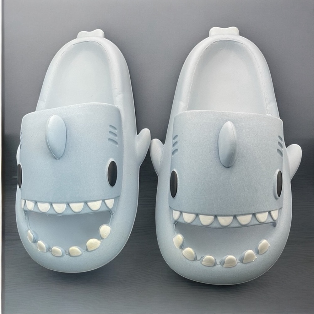 Source Unknown Light Blue Shark Slip-On Sandals
